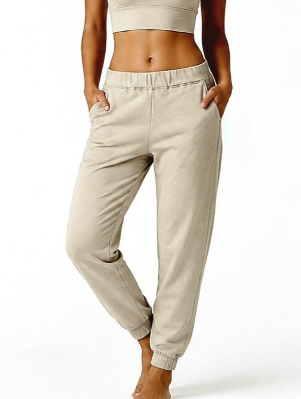 NWT Eddie Bauer Womens Weekender Jogger Pumice Beige Size M Casual Lounge Pant